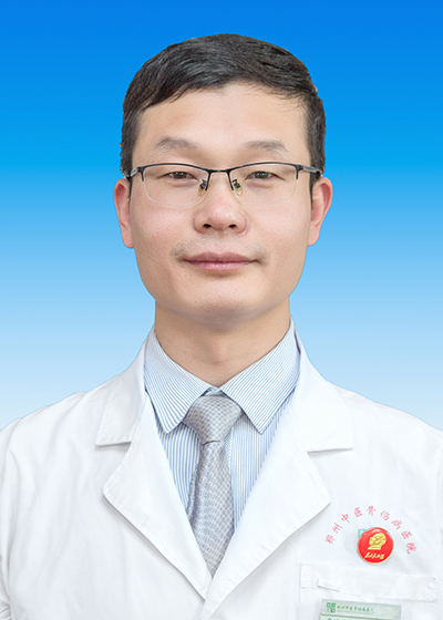 李培伦