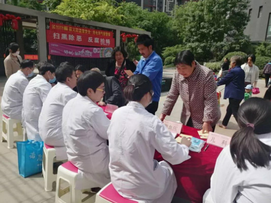 公益义诊第16站│服务百姓健康义诊活动来到美景鸿城三期小区