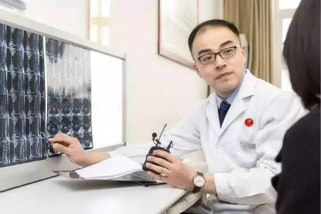 在这里摆脱腰突后，她继续自己的精彩人生！