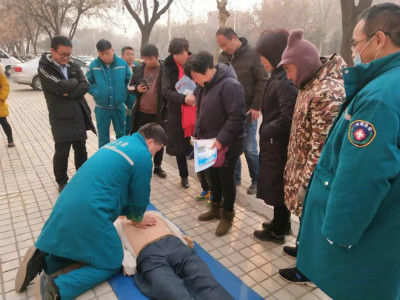 35岁艺人高以翔录节目时猝死！“黄金急救四分钟”，你掌握了么？