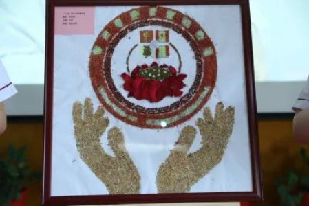 “中药贴画，弘扬国粹”展示比赛——综合内科《守护》
